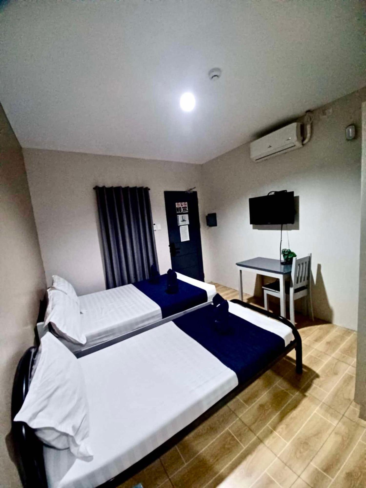 2020 Travelers Inn Dumaguete City Exterior photo